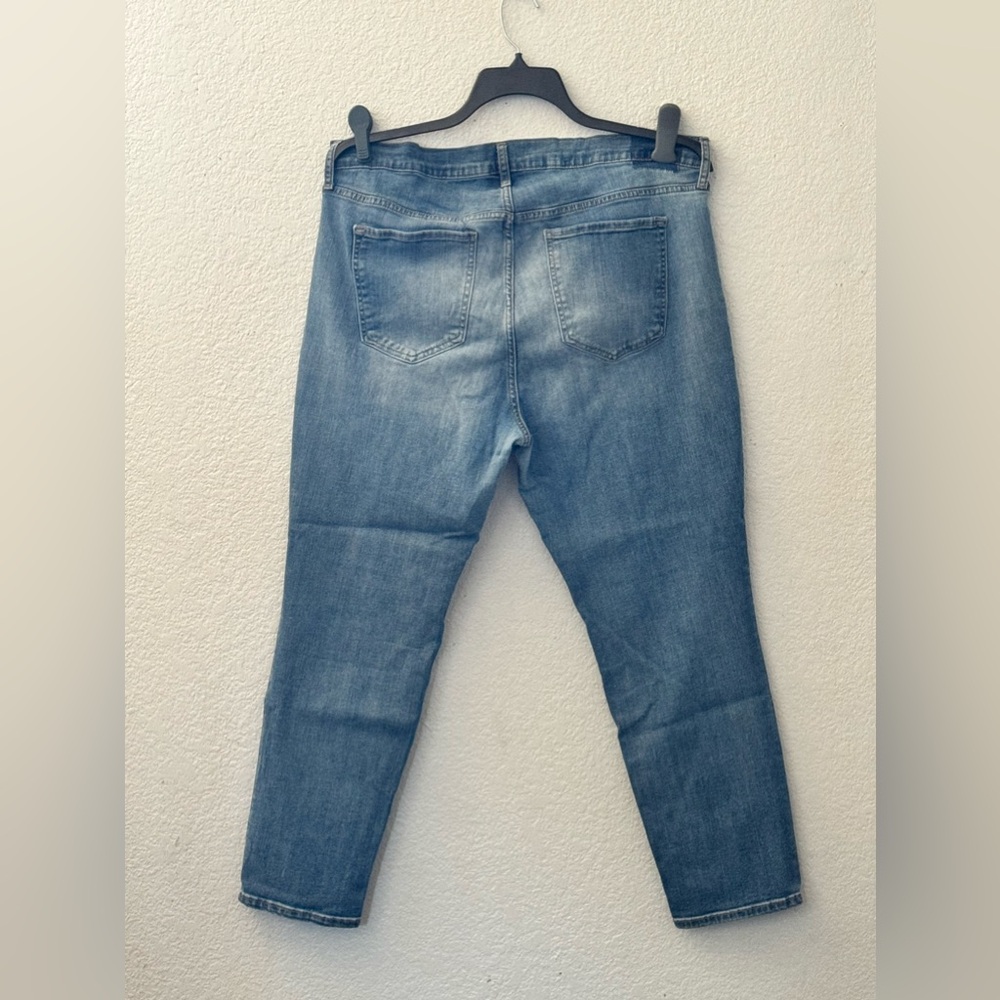 Old Navy Boyfriend straight leg size 16 regular blue jeans